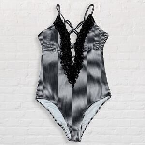Cupshe Black and White Striped One Piece Swimsuit